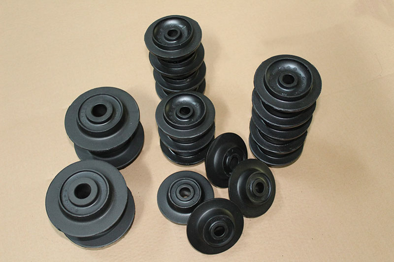 發(fā)動機(jī)機(jī)腳墊